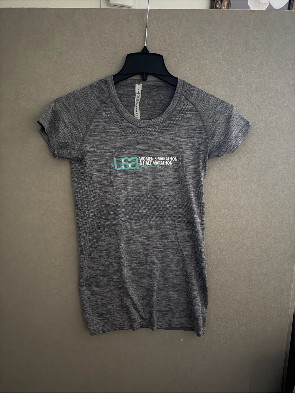 lululemon Women's Heather Gray USA Marathon Tee with Teal Logo
